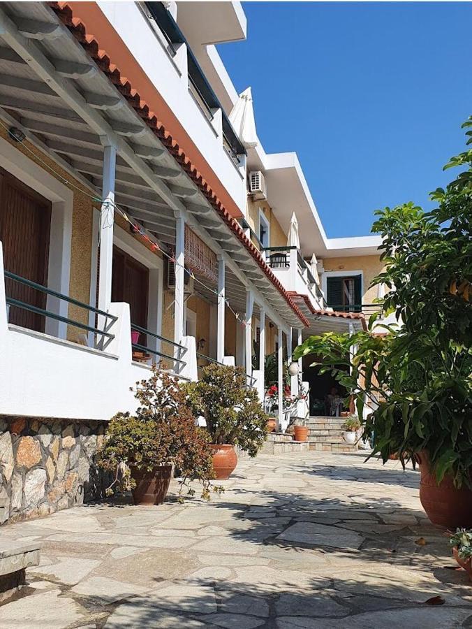 Gioula'S Residence Patitiri  Exterior photo